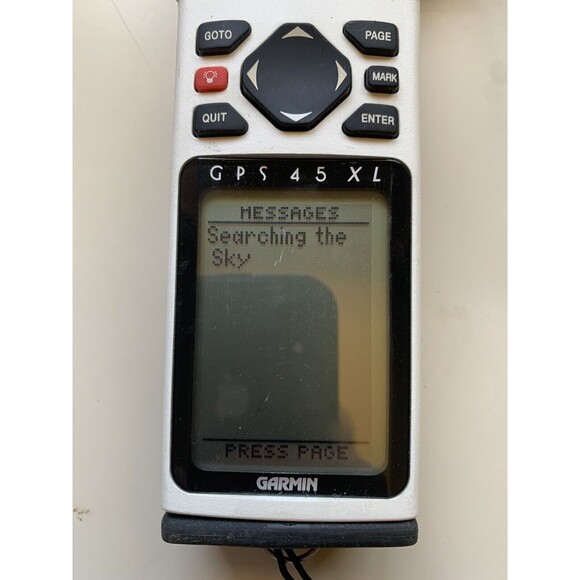 GARMIN Mobile GPS 45XL Personal Navigator Bundle + Car Adaptor/Plug/Mount/Sensor - Picture 11 of 13